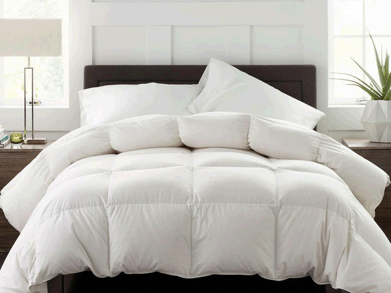 Luxury Down And Feather Comforters