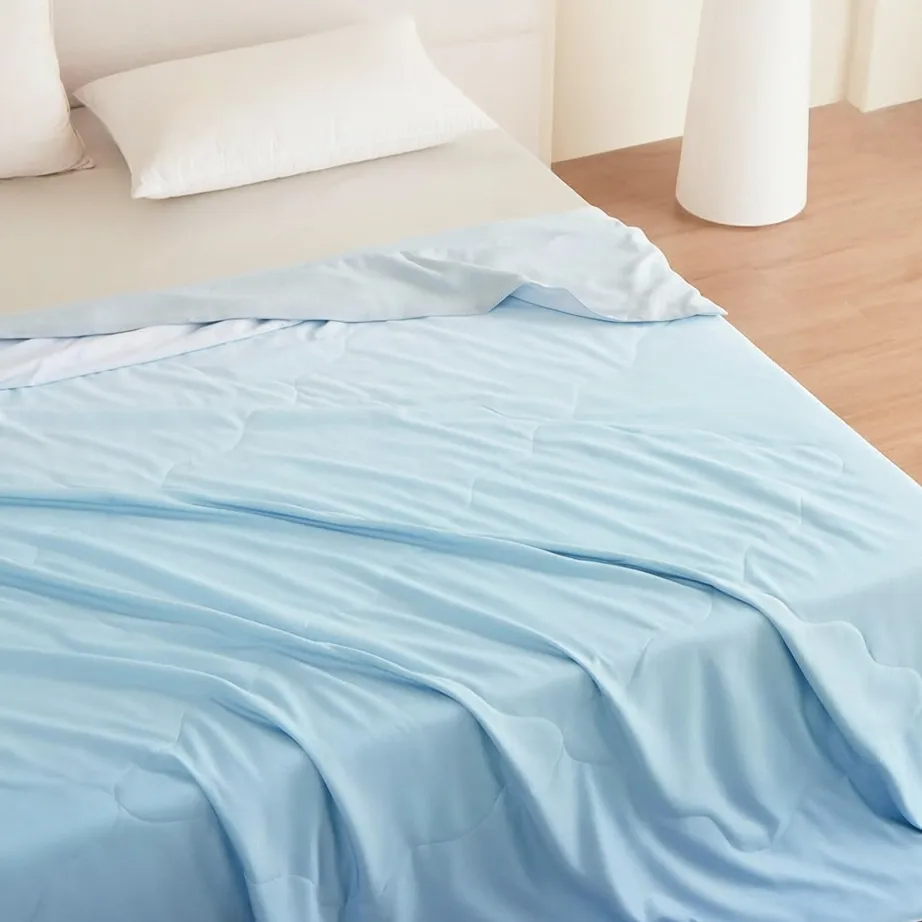 Compact & Versatile Silk Blankets & Throws Factory
